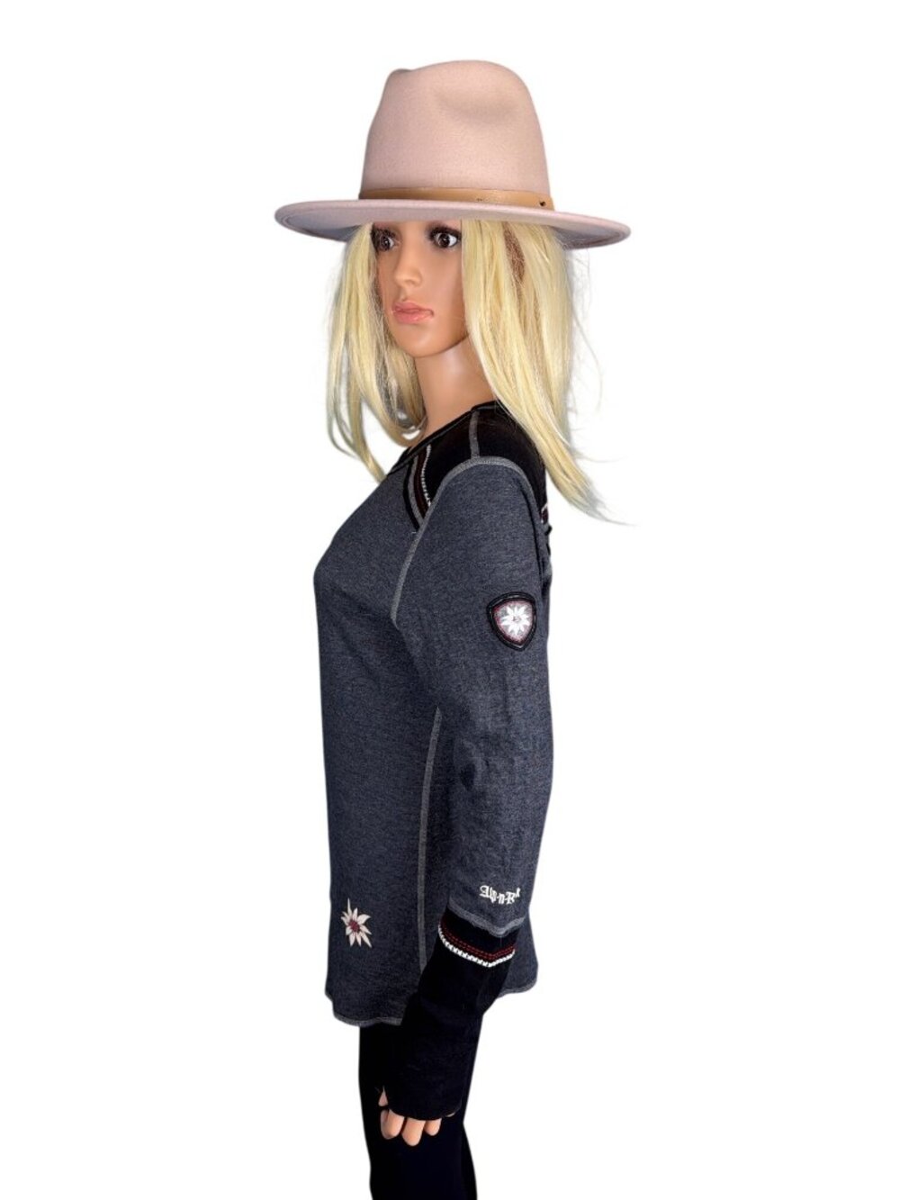 Alp-n-Rock Crew Heather Gray/Black Medium MSRP$198 Cotton Embroidered - Picture 11 of 16